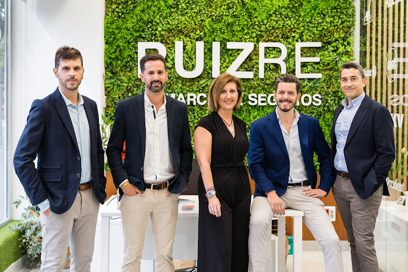 Oficina de Ruiz Re en Paseo de la Victoria, Córdoba